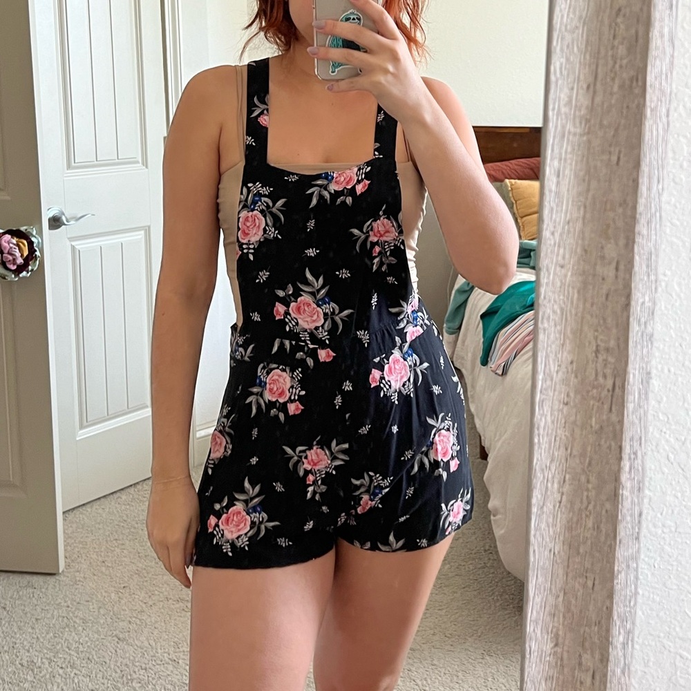 Divided H&M floral overalls